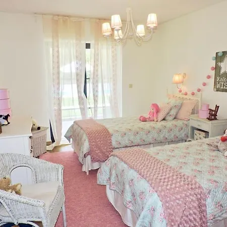 Quinta Do Ribeirao Familiar Villa *